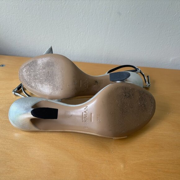 Alexandre Birman Clarita Bell 85MM Metallic Leather Sandals in Argento Silver - Picture 5 of 5